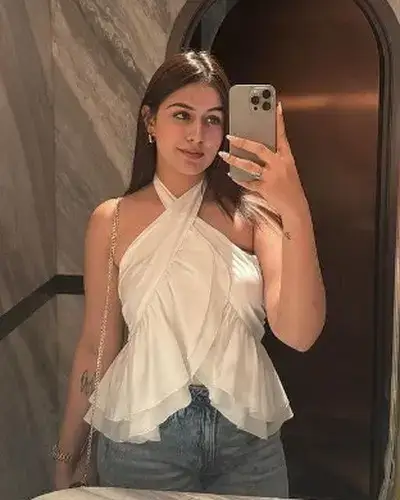 Escorts In Chozuba